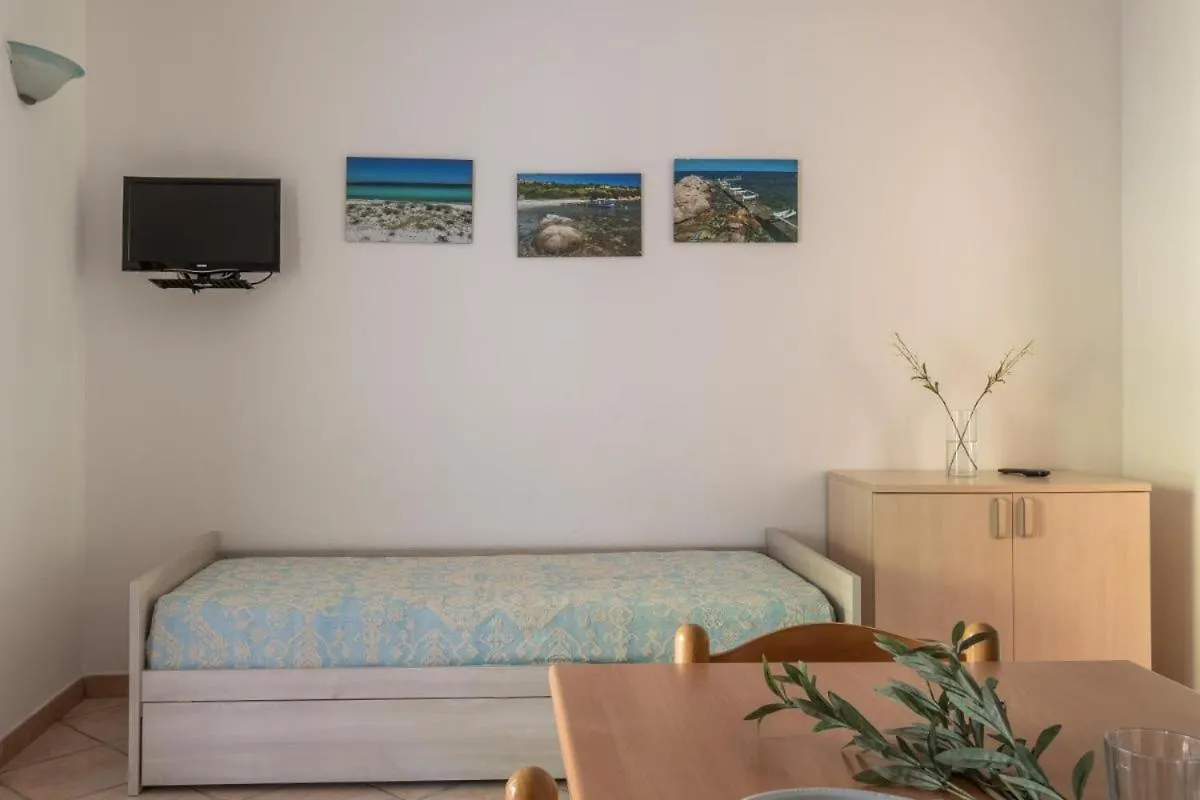Simple Gem Of Le Dimore Di Budoni 1 Bedroom Apartment B4 - Sleeps 4 Italien